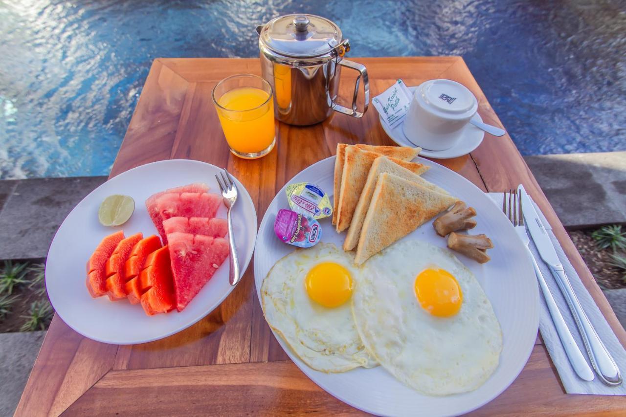 Cening Ayu Sanur Hotell Exteriör bild